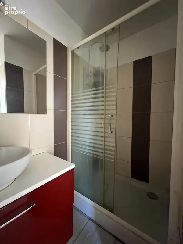 Appartement 23 m² à Nimes  - photo 6