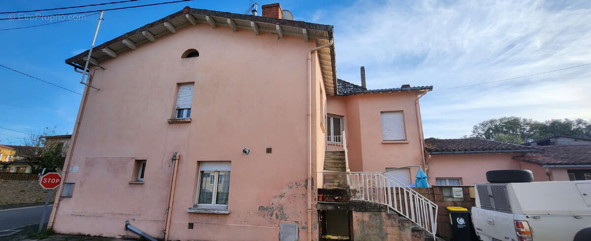 Appartement à CARMAUX