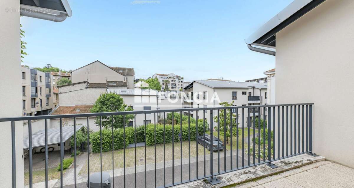 Appartement à OULLINS