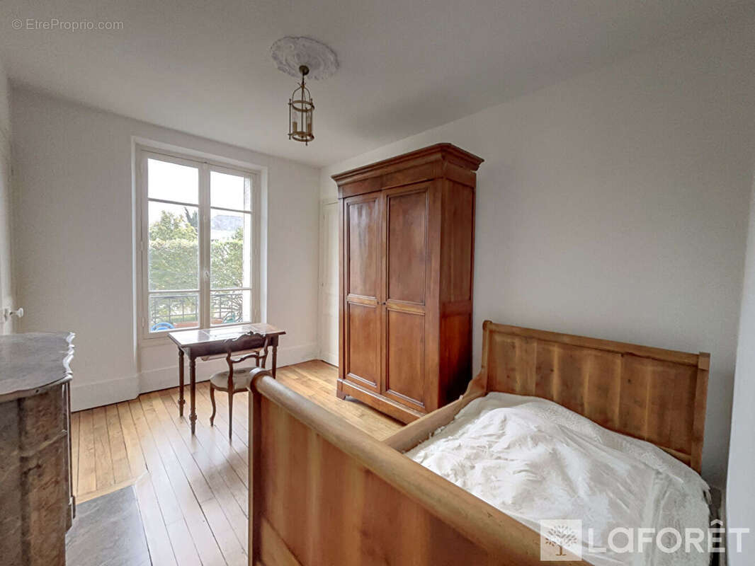 Maison à GIF-SUR-YVETTE