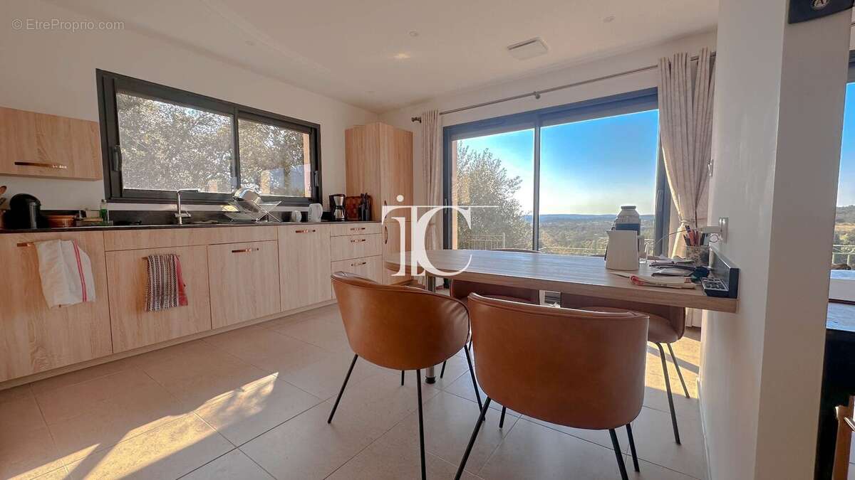 Maison à SAINT-AMBROIX