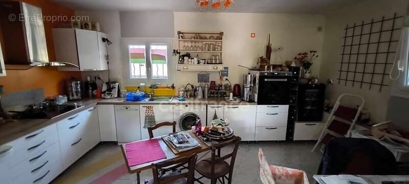 Maison à SAINT-PAUL-TROIS-CHATEAUX