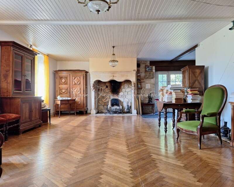 Maison à JUGEALS-NAZARETH