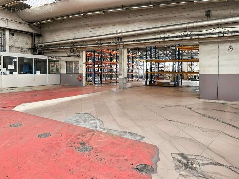 Commerce à FRESSENNEVILLE