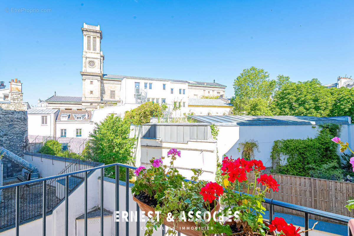Appartement à PARIS-10E