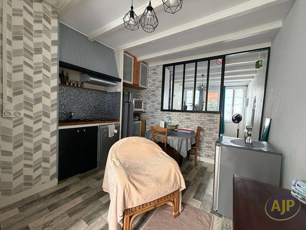 Appartement à PONS
