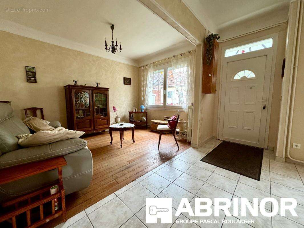 Maison à LONGPRE-LES-CORPS-SAINTS