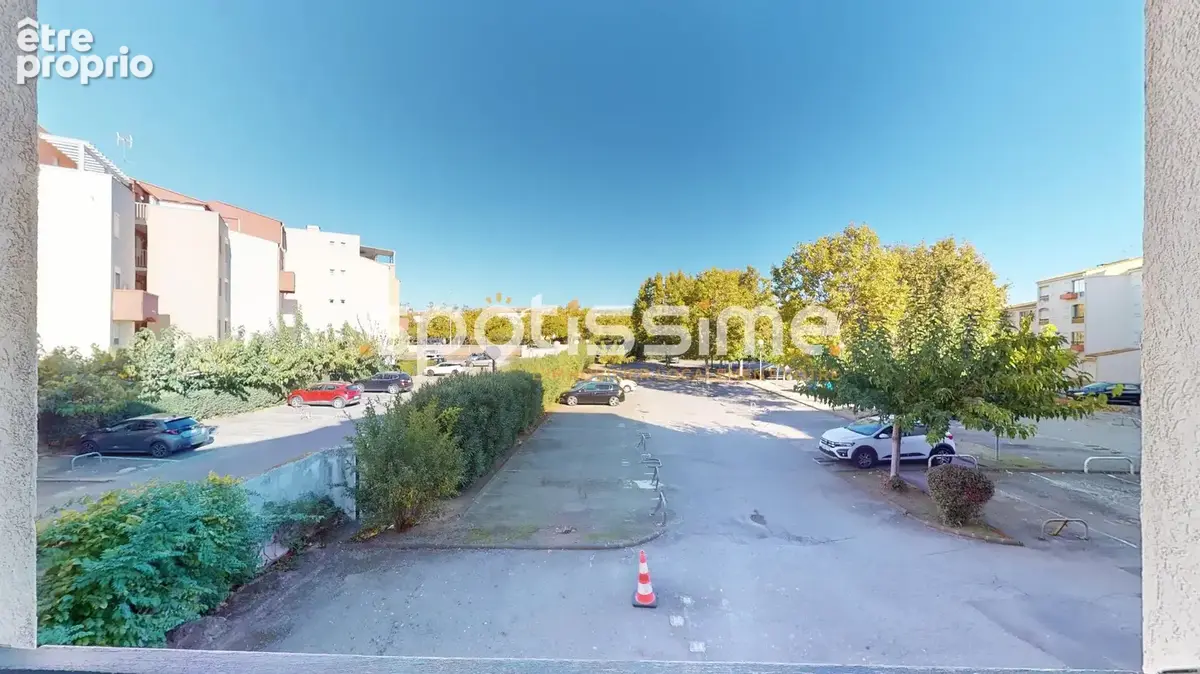 Cap d'Agde  T2 avec balcon et ascenseur dans le secteur Malfato - photo 10