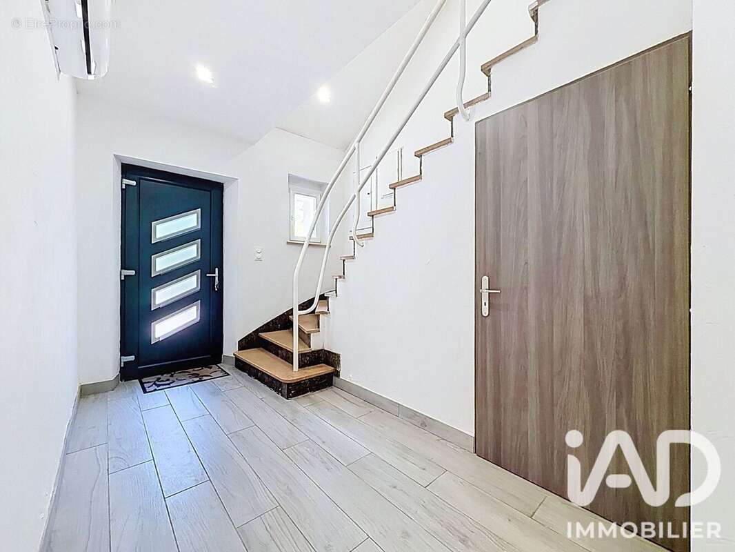 Maison 135 m² à Hombourg-Haut  - photo 9