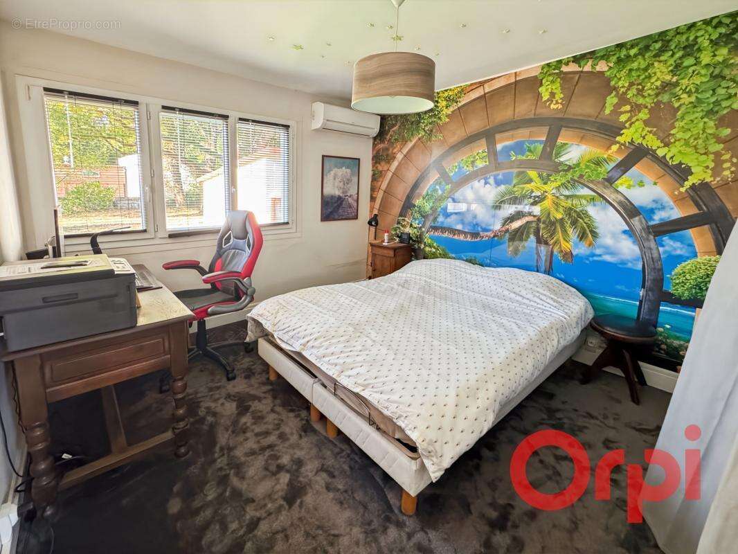 Maison à UZAY-LE-VENON