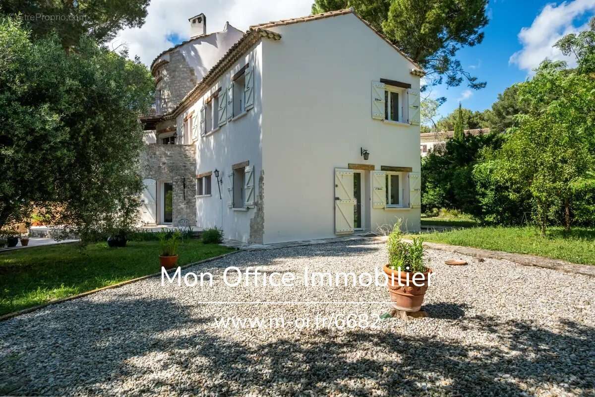 Maison à ENSUES-LA-REDONNE