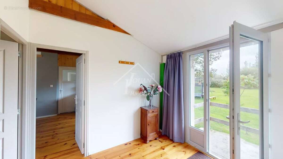 Maison à SAINT-BONNET-TRONCAIS