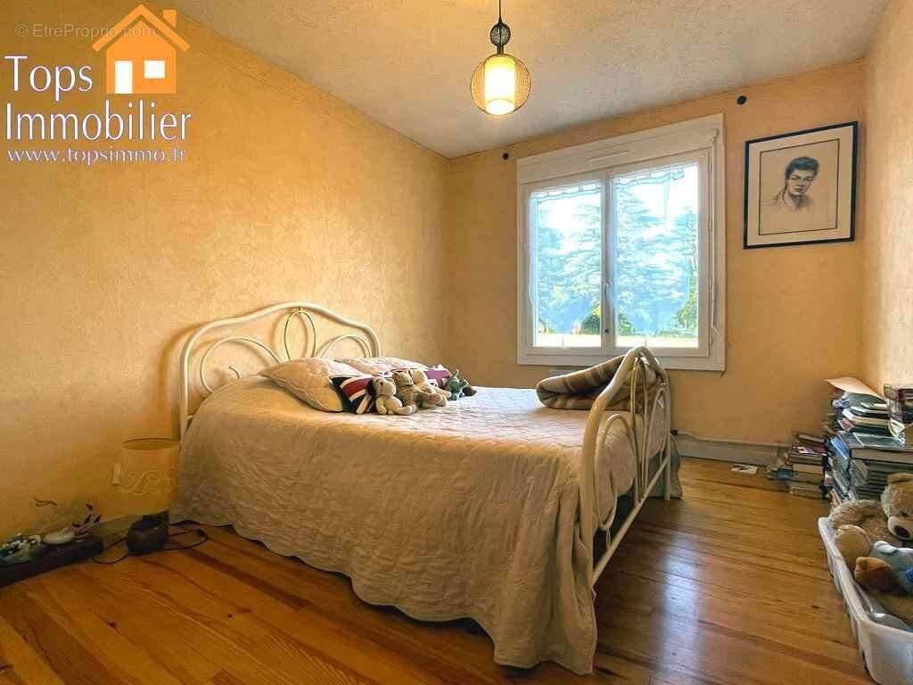 Maison à VILLEFRANCHE-DE-ROUERGUE