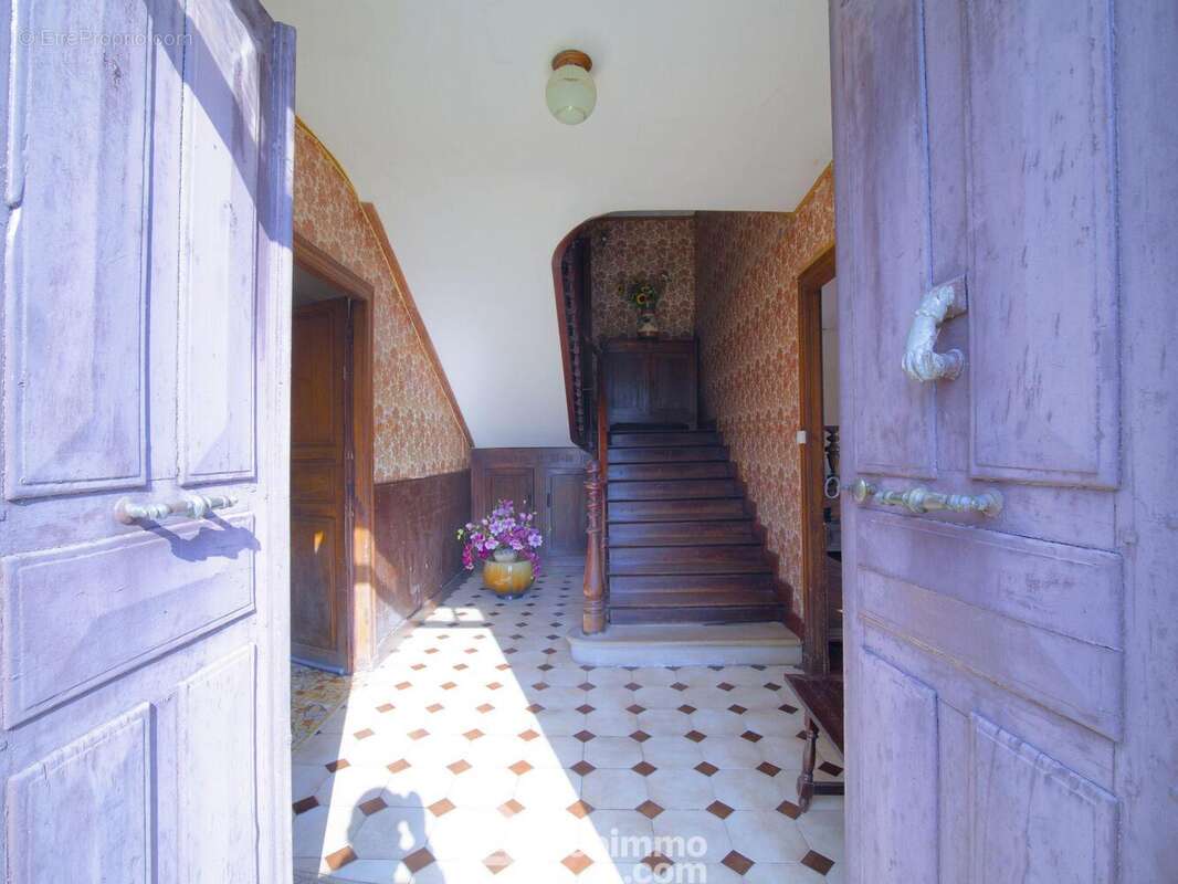 Maison à ARROS-DE-NAY