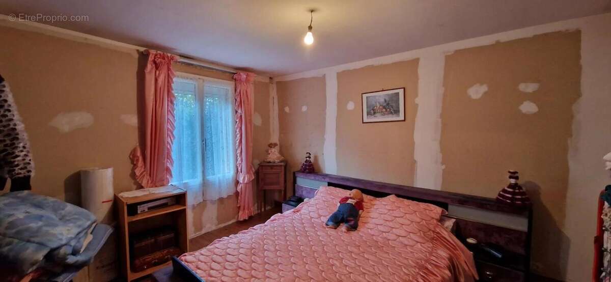 Maison à GRANDVILLIERS