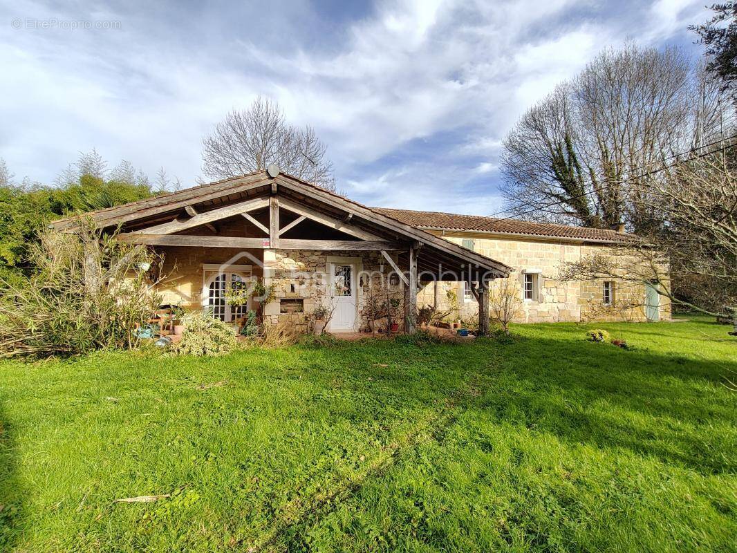 Maison à FLAUJAGUES