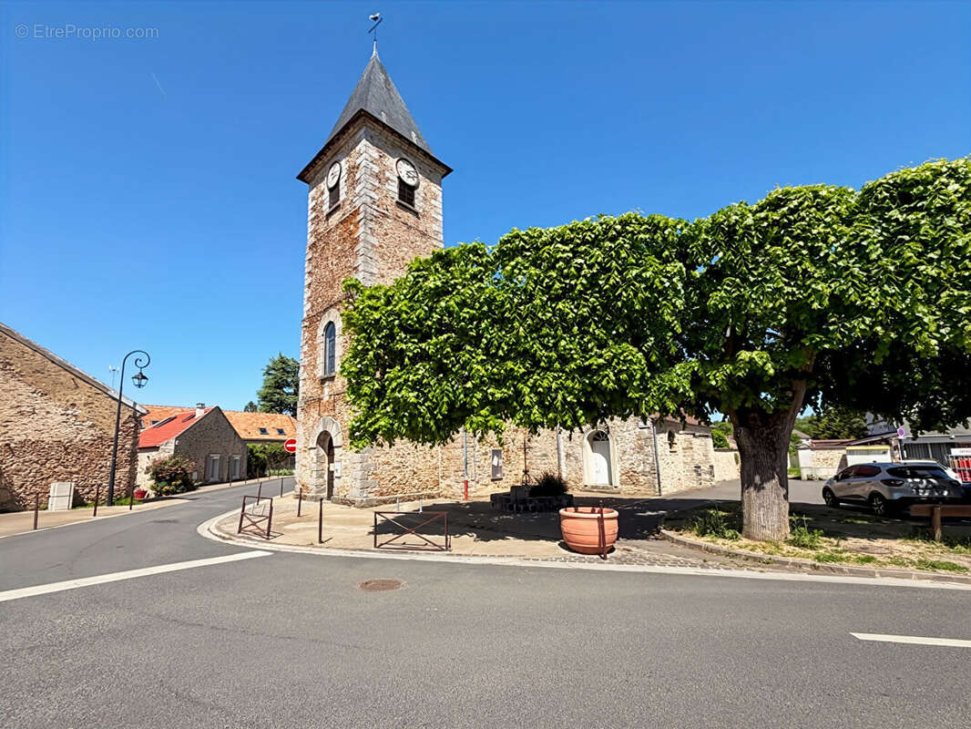 Maison à SAINT-FARGEAU-PONTHIERRY