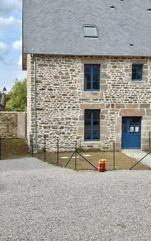 Maison à SAINT-SULIAC