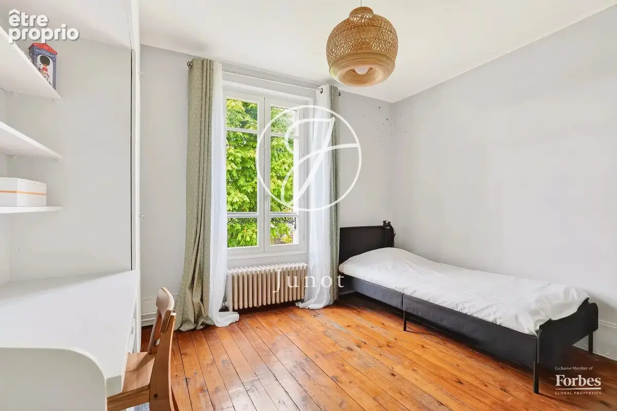 Le Vésinet - CENTRE - Maison - 110m² - 4 chambres - Terrain 202m² - photo 15