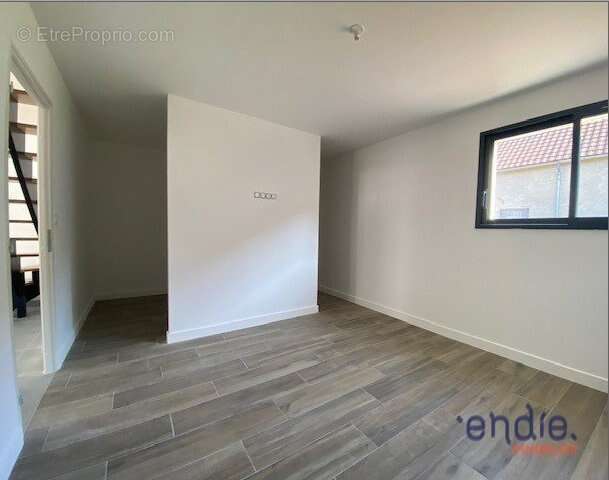 Maison à PONCEY-LES-ATHEE