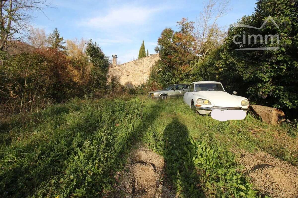 Terrain à CAMPAGNE-SUR-AUDE