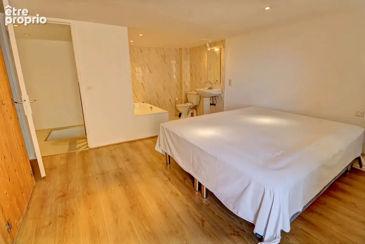 Appartement meublé Haut-de-Cagnes avec balcon et vue mer - photo 11