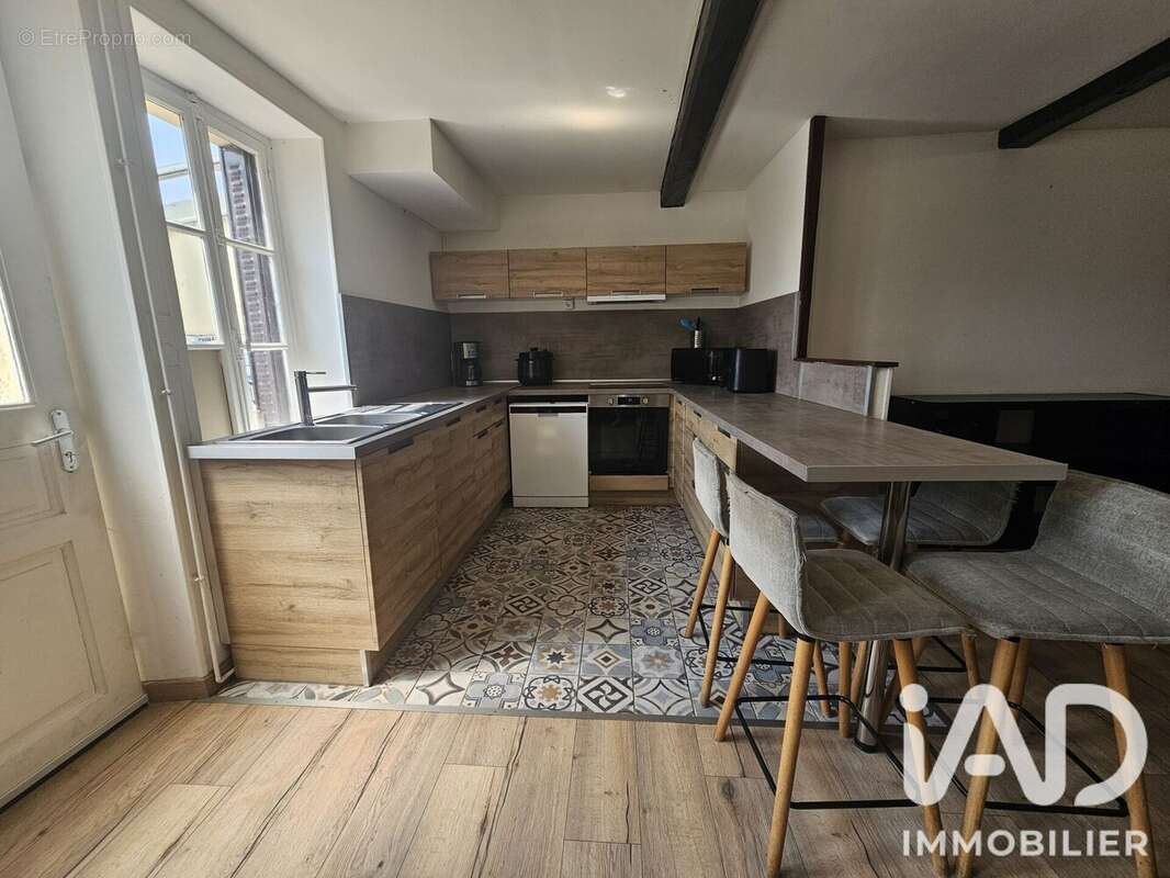 Maison 144 m² à Jonval  - photo 3