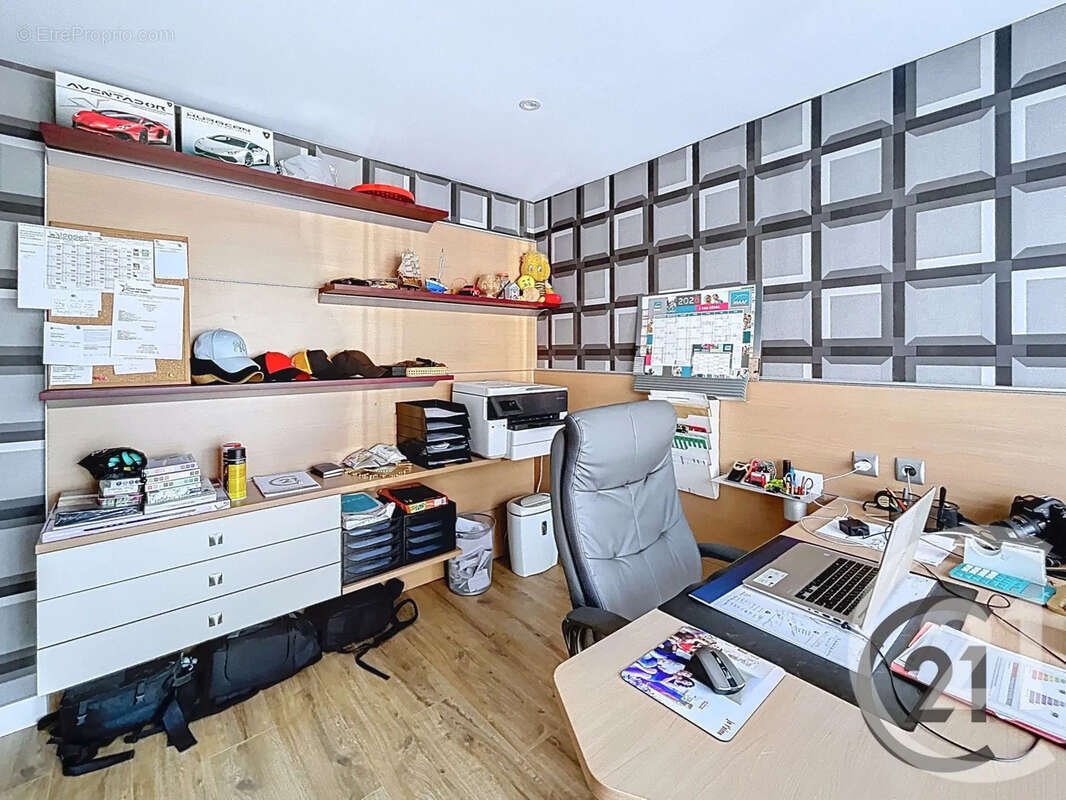 Maison 252 m² à Ruvigny  - photo 8