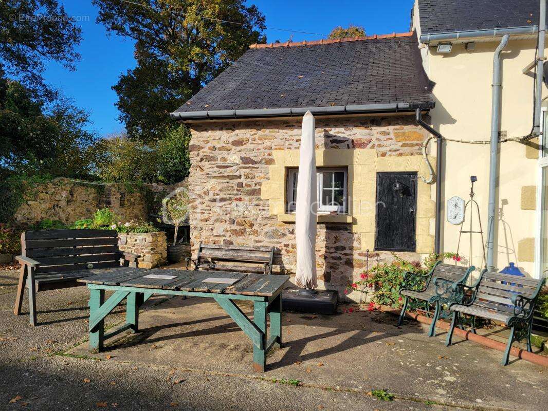 Maison à HEMONSTOIR