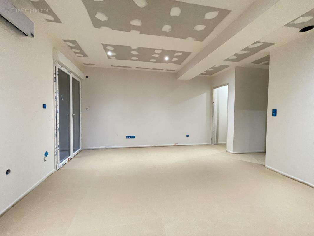 Appartement à COUBON