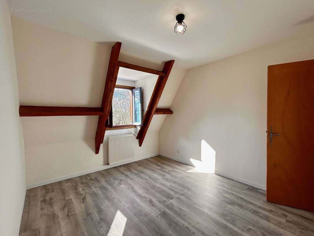 Maison à CENAC-ET-SAINT-JULIEN