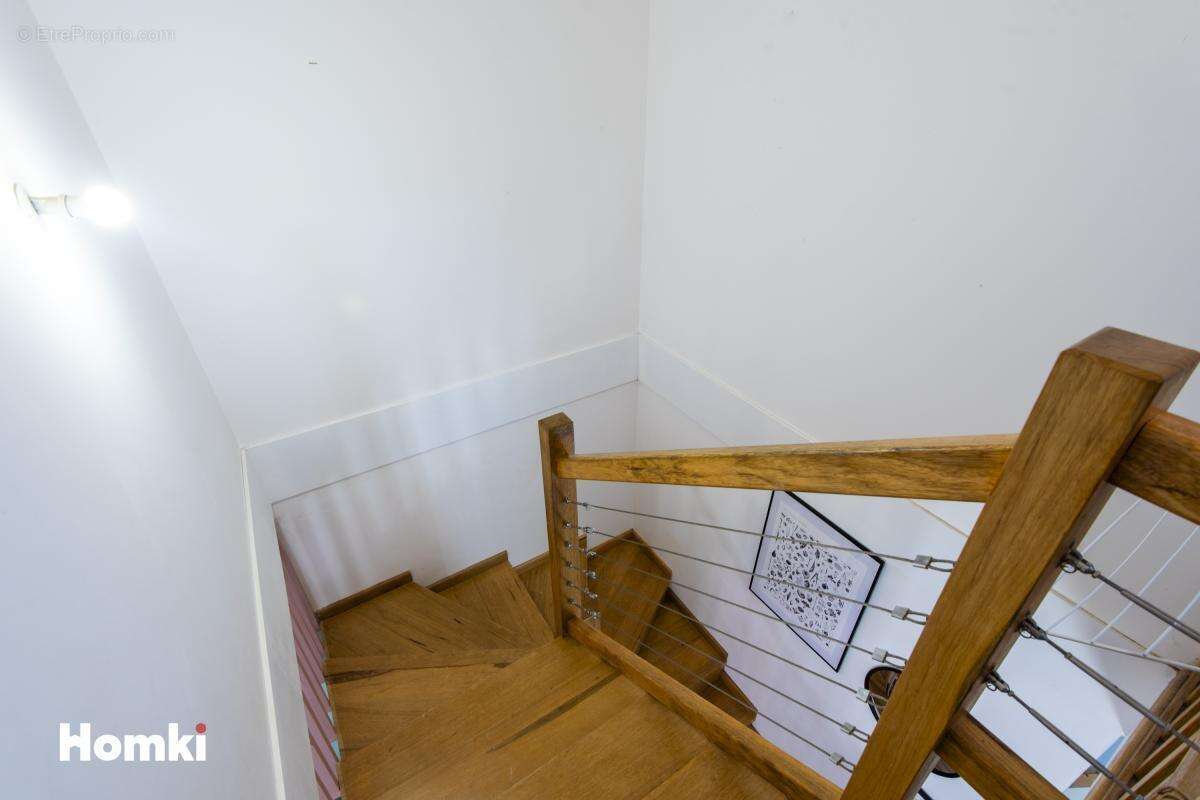 Appartement à LANCON-PROVENCE