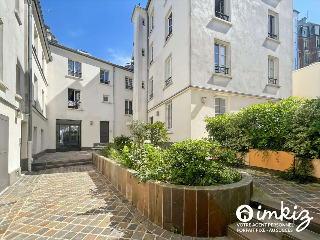 Appartement à PARIS-18E