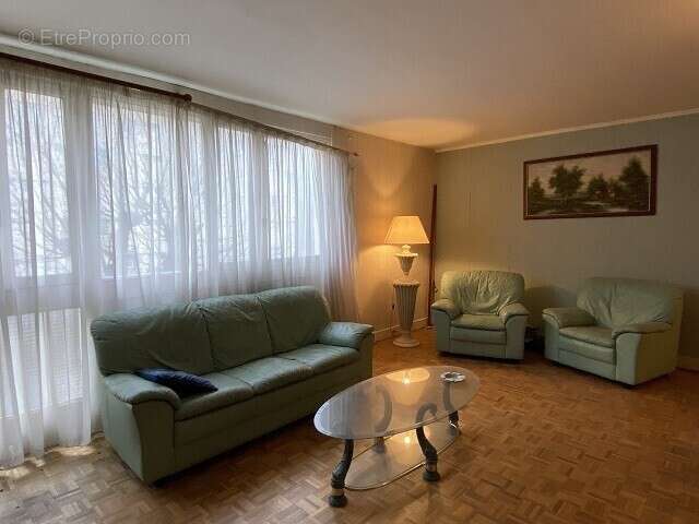 Appartement à COMPIEGNE