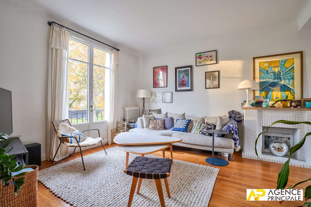 Appartement à MAISONS-LAFFITTE