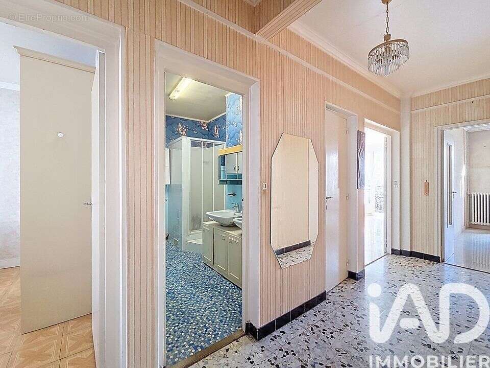 Maison 150 m² à Alfortville  - photo 8