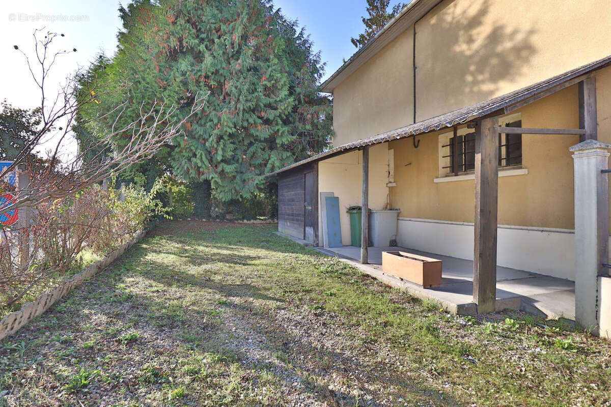 Maison à SAINT-JULIEN-LES-VILLAS