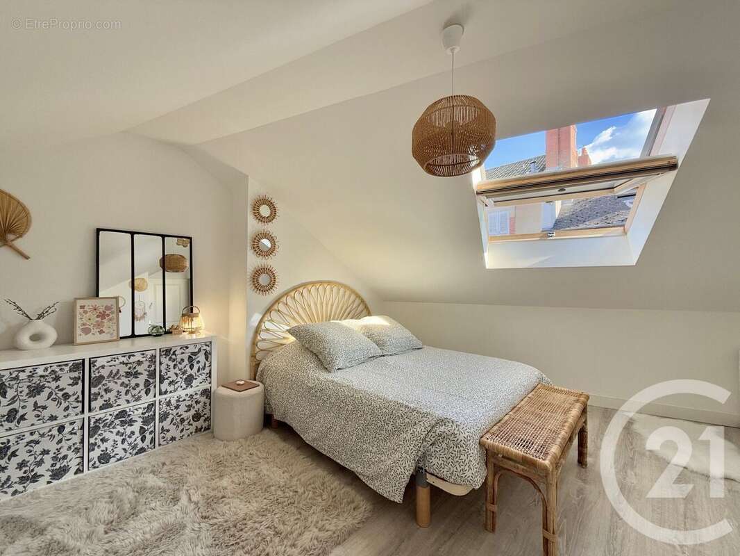 Appartement à MOULINS