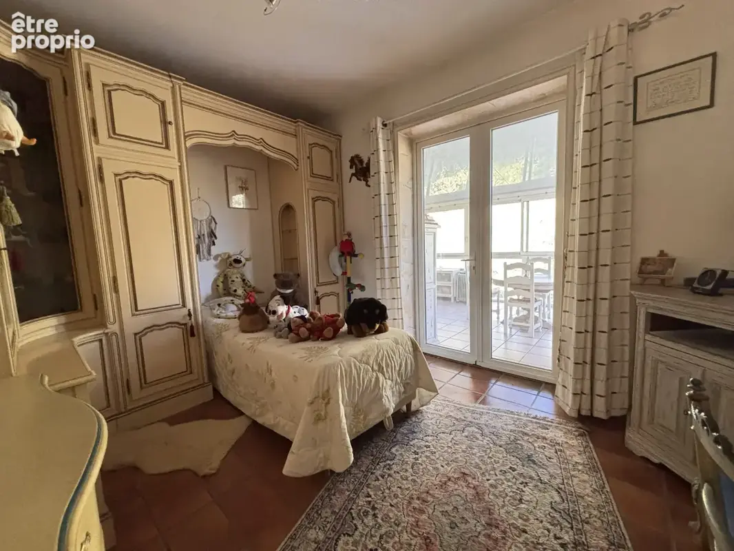 GEMENOS Maison traditionnelle provençale des années 80 avec piscine et appartement indépendant - photo 7
