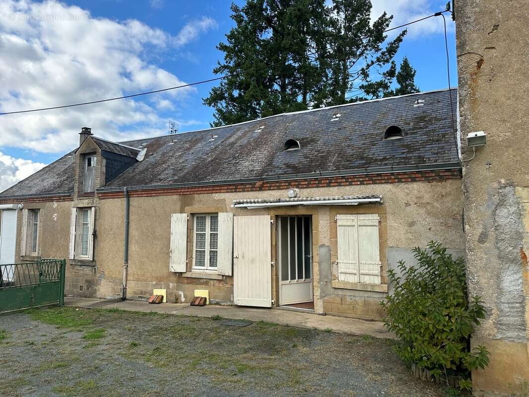 Maison 92 m² à Sarzay  - photo 6