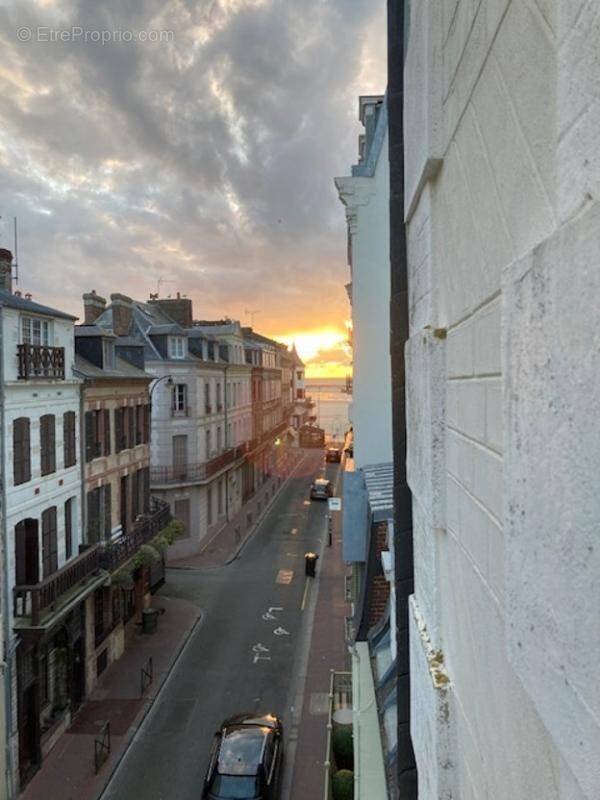 Appartement à TROUVILLE-SUR-MER