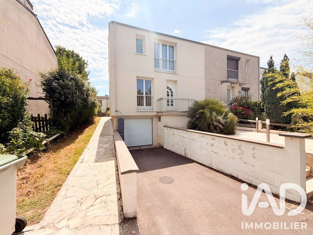 Photo 1 - Maison à GONESSE