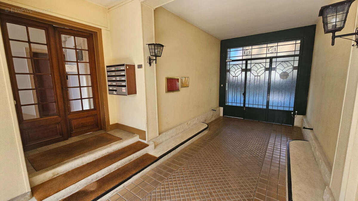 Appartement à SAINT-MAUR-DES-FOSSES