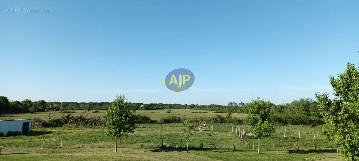 Maison à SAINT-VIVIEN-DE-MEDOC