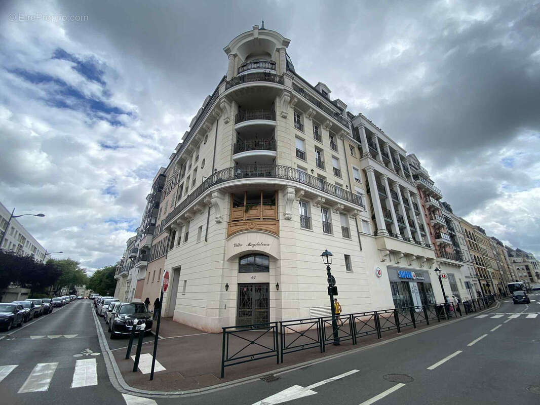 Appartement à LE PLESSIS-ROBINSON