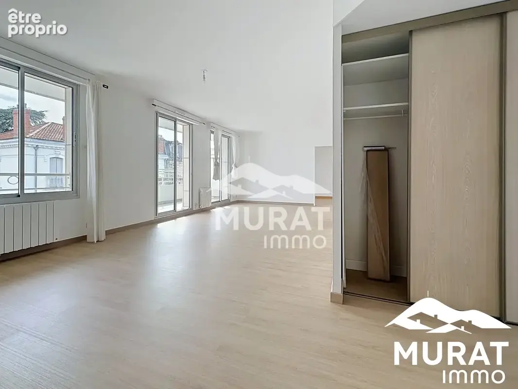 Appartement 7 pièces 94 m² à vendre à Clermont-Ferrand (63000) - photo 2