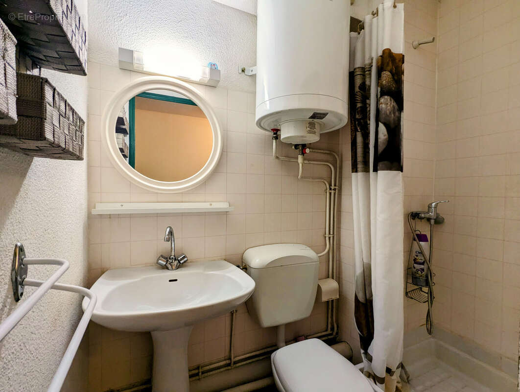 Appartement à LAMALOU-LES-BAINS