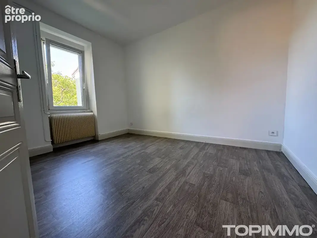 Immeuble au coeur du quartier sainte marie - photo 10