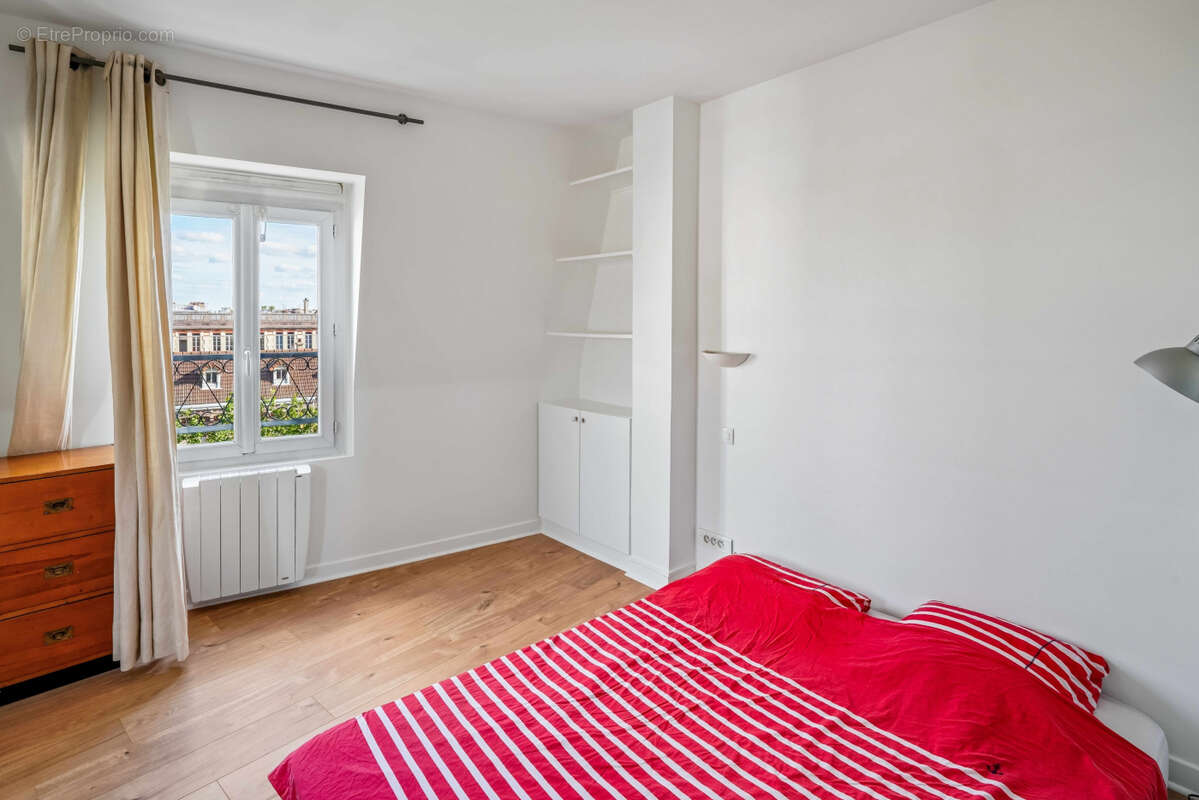 Appartement à PARIS-17E