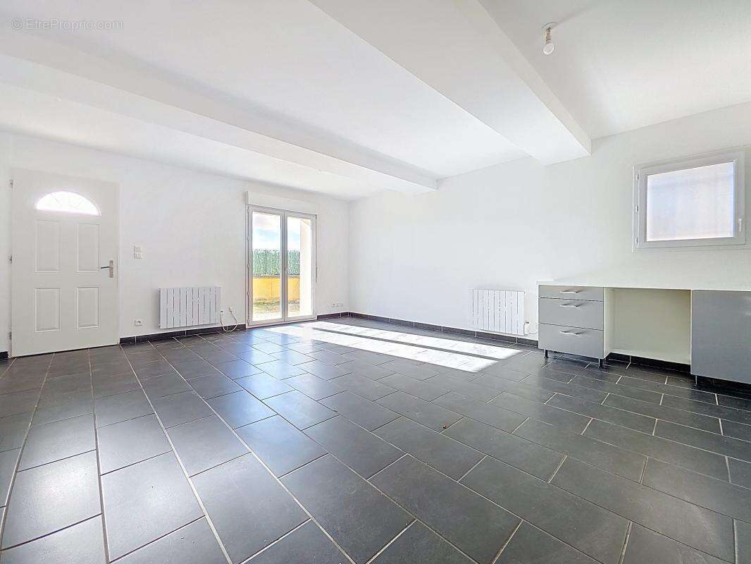 Appartement à ROYAS